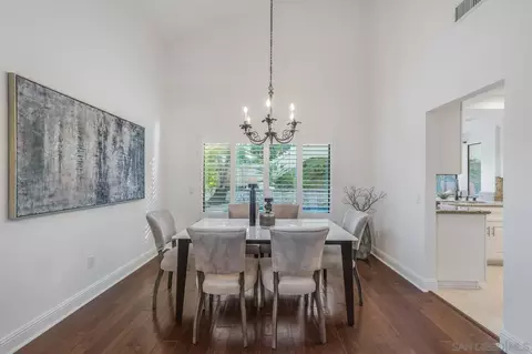 Dining - 1931 Avenida Joaquin, Encinitas, CA 92024 photo 2 of 4