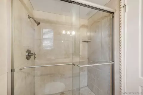 Bath - 1931 Avenida Joaquin, Encinitas, CA 92024 photo 1 of 5