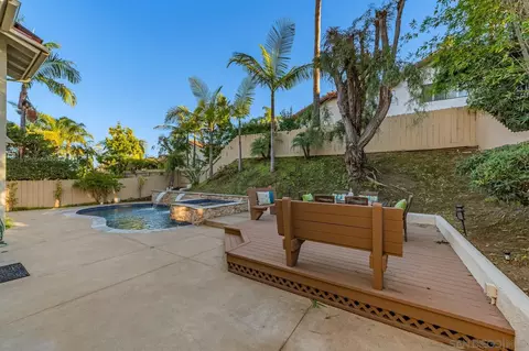 Exterior - 1931 Avenida Joaquin, Encinitas, CA 92024 photo 9 of 22
