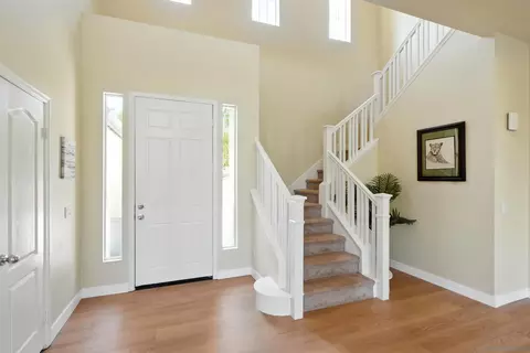 Entry Way - 3380 Vista Norte, Escondido, CA 92025 photo 2 of 3