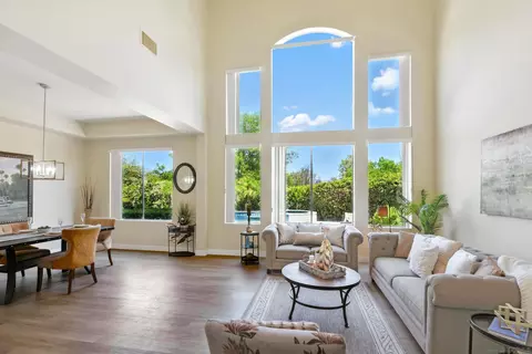 Living - 3380 Vista Norte, Escondido, CA 92025 photo 1 of 4