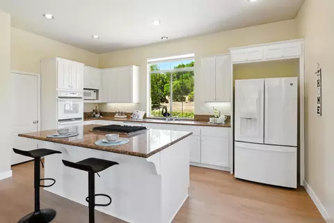 Kitchen - 3380 Vista Norte, Escondido, CA 92025 photo 3 of 3