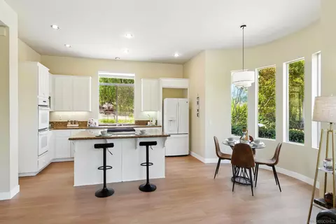 Kitchen - 3380 Vista Norte, Escondido, CA 92025 photo 1 of 3
