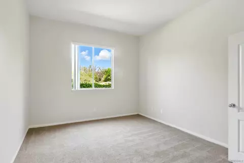 Bedroom - 3380 Vista Norte, Escondido, CA 92025 photo 1 of 8
