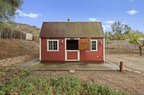 Exterior - 14449 Range Park Rd, Poway, CA 92064 photo 12 of 18