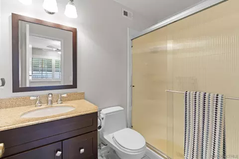 Bath - 14449 Range Park Rd, Poway, CA 92064 photo 4 of 4