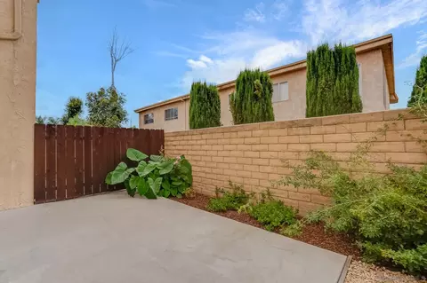 Exterior - 486 S Anza St, El Cajon, CA 92020 photo 6 of 7