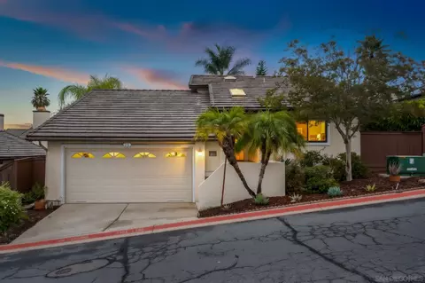 1952 Buckskin Gln, Escondido, CA 92027