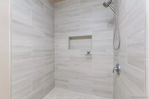 Bath - 1434 Marshall Rd #56, Alpine, CA 91901 photo 2 of 2