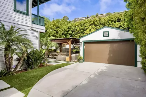 Exterior - 6411 Dowling Dr, La Jolla, CA 92037 photo 4 of 14