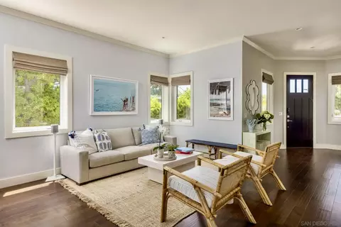 Living - 6411 Dowling Dr, La Jolla, CA 92037 photo 3 of 4