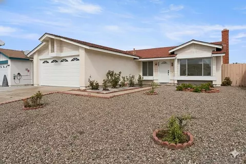 8014 Hemphill Dr, San Diego, CA 92126