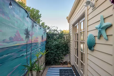 Exterior - 7585 Eads #A, La Jolla, CA 92037 photo 5 of 14