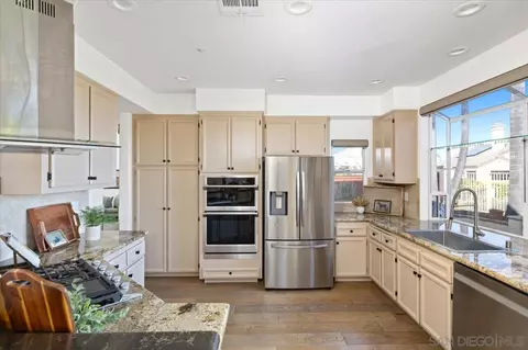 Kitchen - 2292 Rock Crest Gln, Escondido, CA 92026 photo 1 of 3