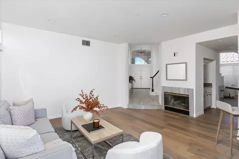 Living - 2292 Rock Crest Gln, Escondido, CA 92026 photo 3 of 5