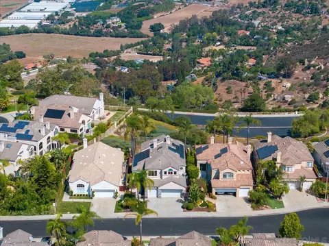 View/Area - 2292 Rock Crest Gln, Escondido, CA 92026 photo 14 of 14