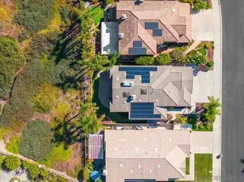 View/Area - 2292 Rock Crest Gln, Escondido, CA 92026 photo 12 of 14