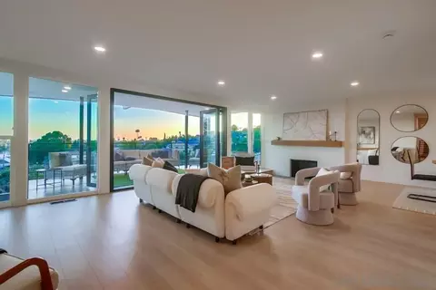 6347 Elmhurst Dr, San Diego, CA 92120