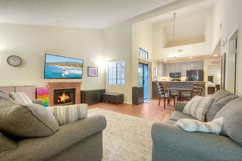Living - 1007 Howard Ave #42, Escondido, CA 92029 photo 2 of 5