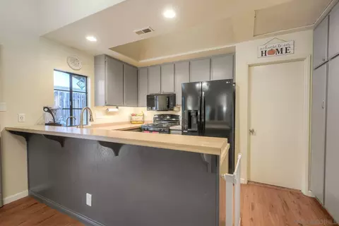 Kitchen - 1007 Howard Ave #42, Escondido, CA 92029 photo 1 of 6