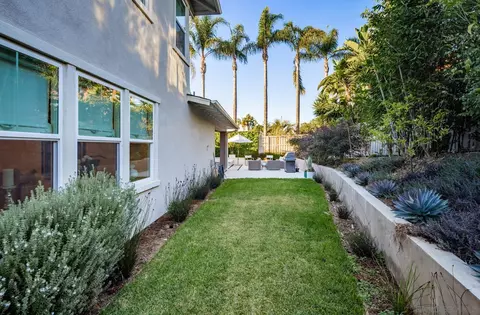 Exterior - 939 Moonstone Ct, Encinitas, CA 92024 photo 2 of 5