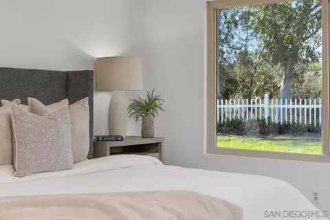 4535 Trieste Dr, Carlsbad, CA 92010 photo 25
