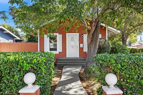 159 W 5th Ave, Escondido, CA 92025