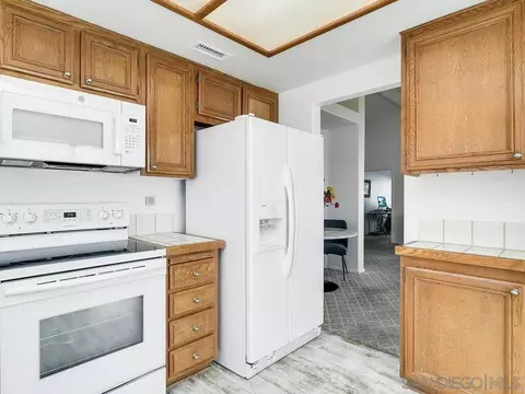 Kitchen - 4780 Miletus Way, Oceanside, CA 92056 photo 3 of 3