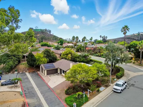 View/Area - 2304 Meadowridge Pl, Spring Valley, CA 91977 photo 4 of 8