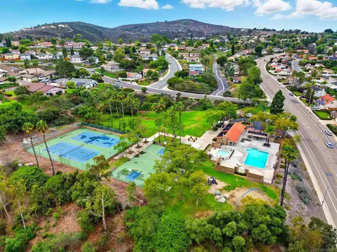 View/Area - 2304 Meadowridge Pl, Spring Valley, CA 91977 photo 7 of 8