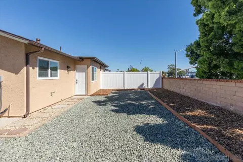 Exterior - 4617 Westridge Dr, Oceanside, CA 92056 photo 6 of 8