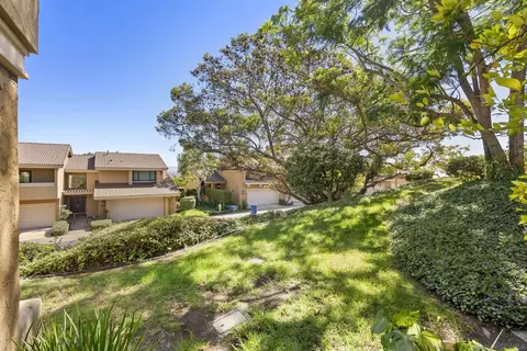 Exterior - 6489 Caminito Catalan, La Jolla, CA 92037 photo 2 of 10
