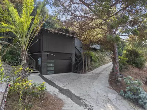 1733 Nautilus St, La Jolla, CA 92037