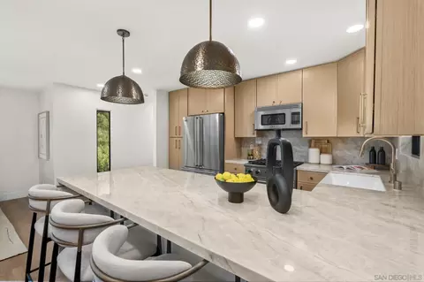Kitchen - 1733 Nautilus St, La Jolla, CA 92037 photo 5 of 5