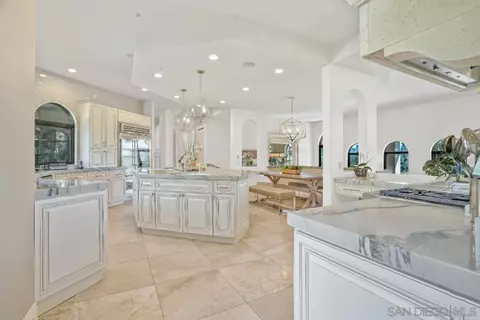 Kitchen - 5305 La Crescenta, Rancho Santa Fe, CA 92067 photo 2 of 6