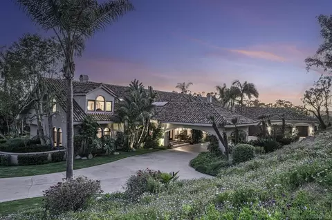 Exterior - 5305 La Crescenta, Rancho Santa Fe, CA 92067 photo 2 of 15