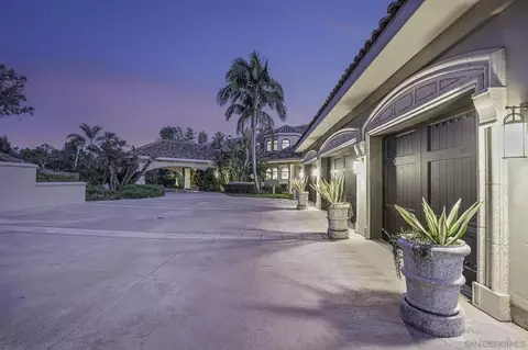 Exterior - 5305 La Crescenta, Rancho Santa Fe, CA 92067 photo 11 of 15