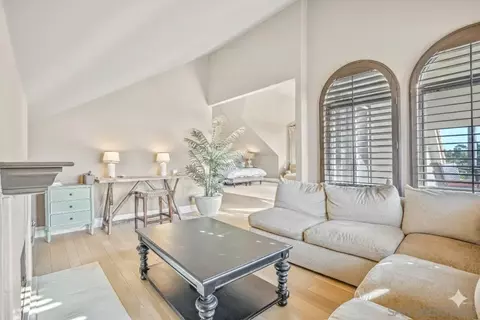 Living - 5305 La Crescenta, Rancho Santa Fe, CA 92067 photo 6 of 9
