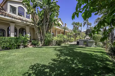 Exterior - 5305 La Crescenta, Rancho Santa Fe, CA 92067 photo 12 of 15