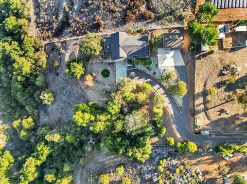View/Area - 1029 Rainbow Valley Ct, Fallbrook, CA 92028 photo 1 of 4