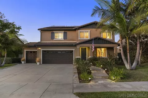 1045 Stratton Dr, Vista, CA 92083 photo 2