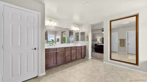 1045 Stratton Dr, Vista, CA 92083 photo 29