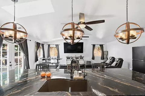 8524 Big Rock Rd, Santee, CA 92071