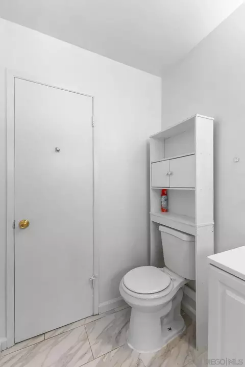 Bath - 8524 Big Rock Rd, Santee, CA 92071 photo 4 of 4