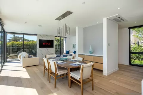 Dining - 1605 Burgundy Rd, Encinitas, CA 92024 photo 1 of 2