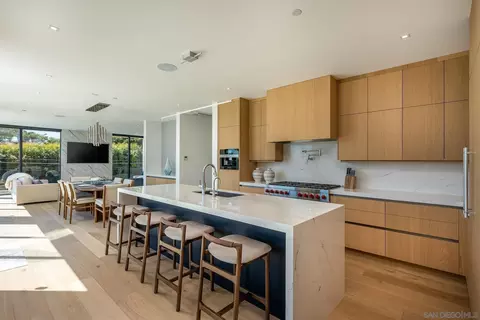 Kitchen - 1605 Burgundy Rd, Encinitas, CA 92024 photo 1 of 3