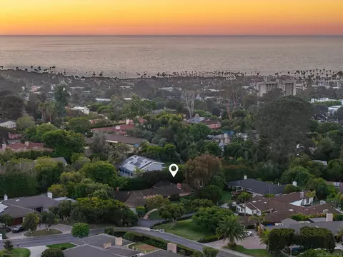 View/Area - 7716 Hidden Valley Ct, La Jolla, CA 92037 photo 6 of 6