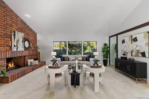 Living - 7716 Hidden Valley Ct, La Jolla, CA 92037 photo 1 of 3