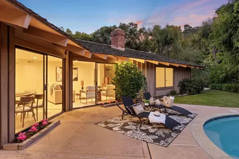 Exterior - 7716 Hidden Valley Ct, La Jolla, CA 92037 photo 13 of 14