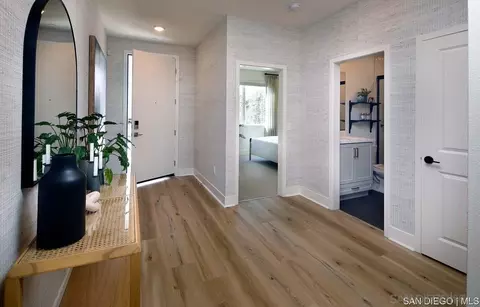 Entry Way - 709 Meadowood St #328, Fallbrook, CA 92028 photo 1 of 1